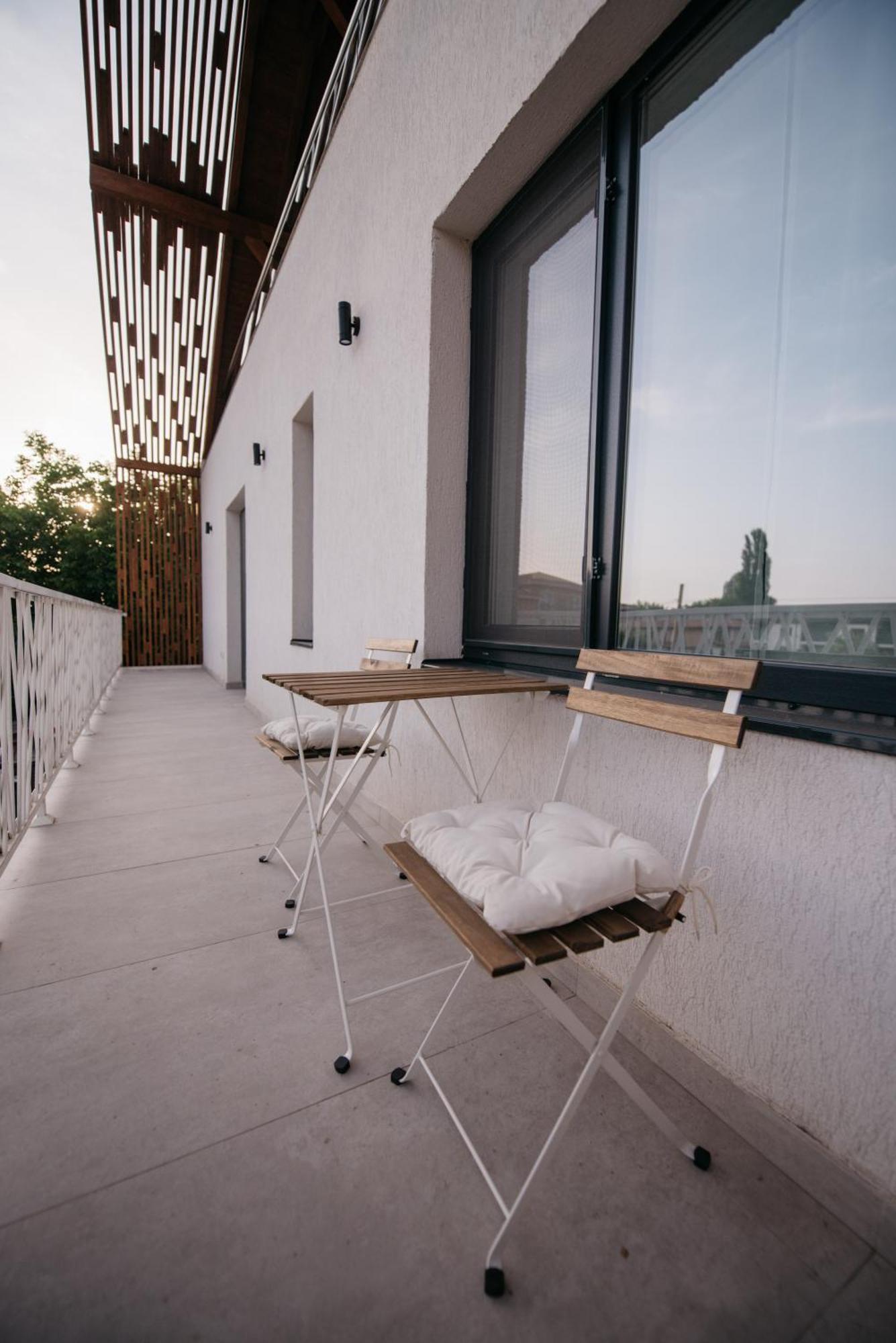 Nuez Apartments Dumbravita  Eksteriør billede